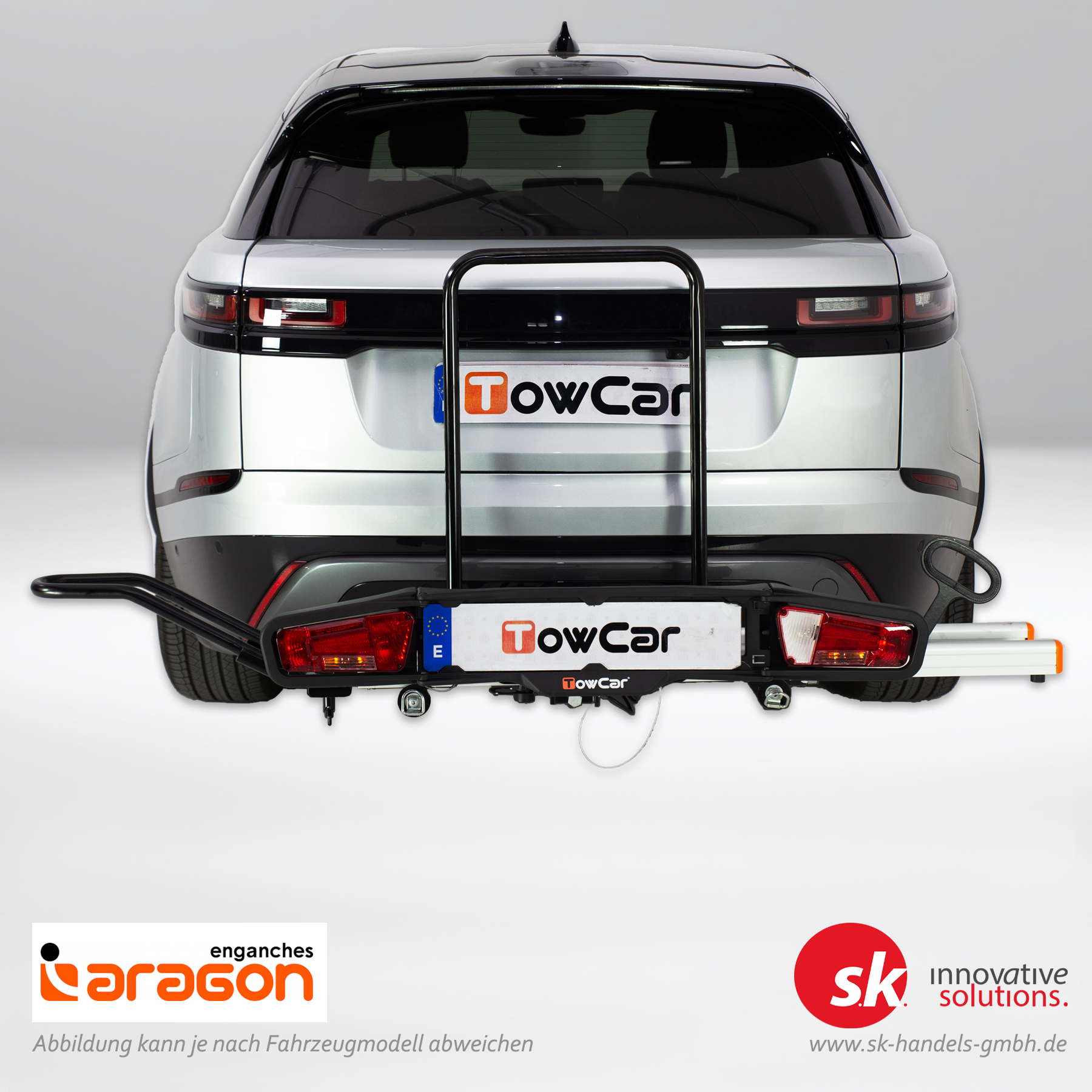 Motorradträger Balance ohne Fahrzeug auf Anhängerkupplung montiert